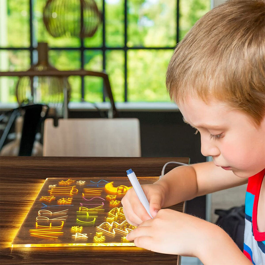Tableau à Dessin LED coloré avec 4 stylos 30x20cm – لوحة مضيئة للرسم والتلوين