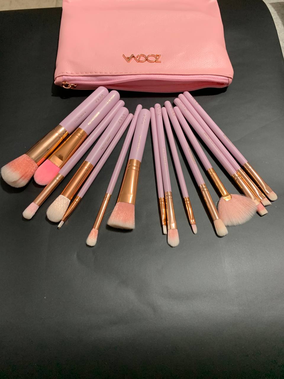Pack Spécial Organisateur de maquillage + Trousse de 15 Pinceaux zoeva professionnels
