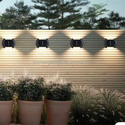 Appliques Murales Solaires Up & Down (Pack de 4Pcs) - طقم مصابيح حائط شمسية ذكية (4 قطع)