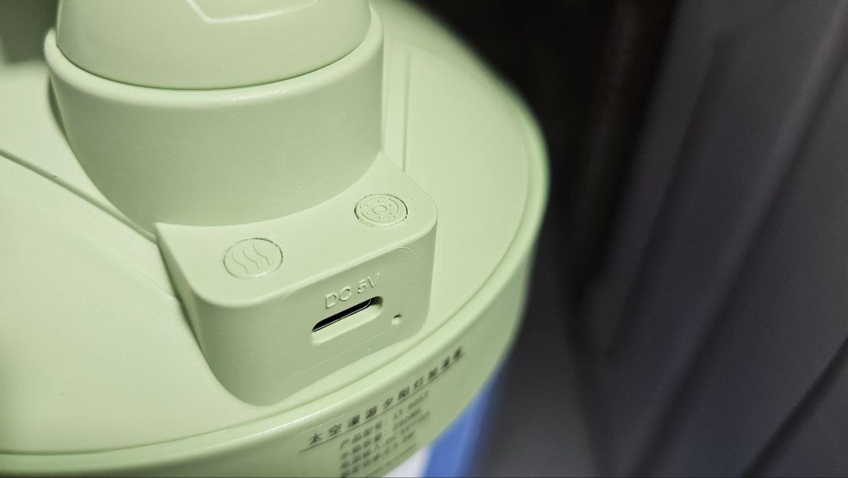 Lampe de coucher de soleil d'astronaute et humidificateur d'air sans fil, diffuseur à batterie Rechargeable1200mAh