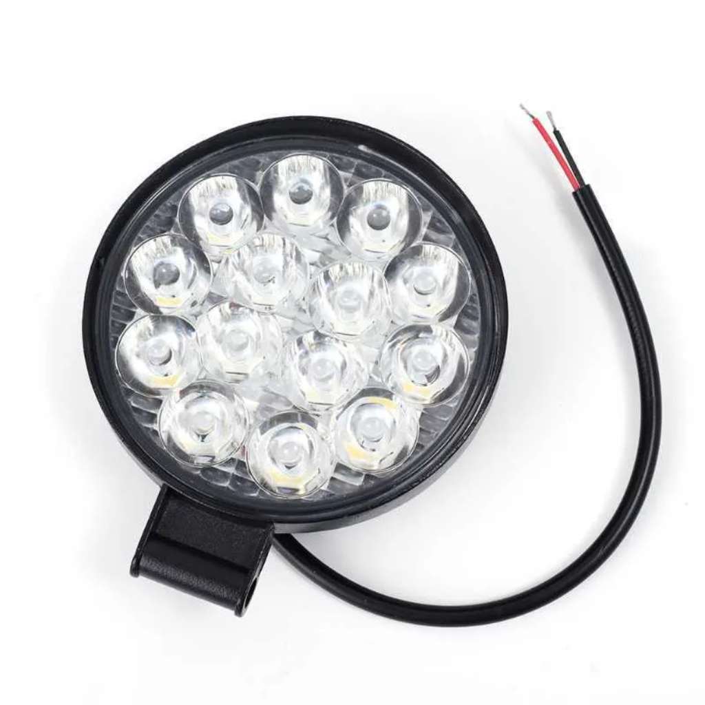 Phare de Travail LED 12V-24V en Aluminium pour Véhicules – مصابيح أمامية LED للألمنيوم 12 – 24 فولت لللمركبات