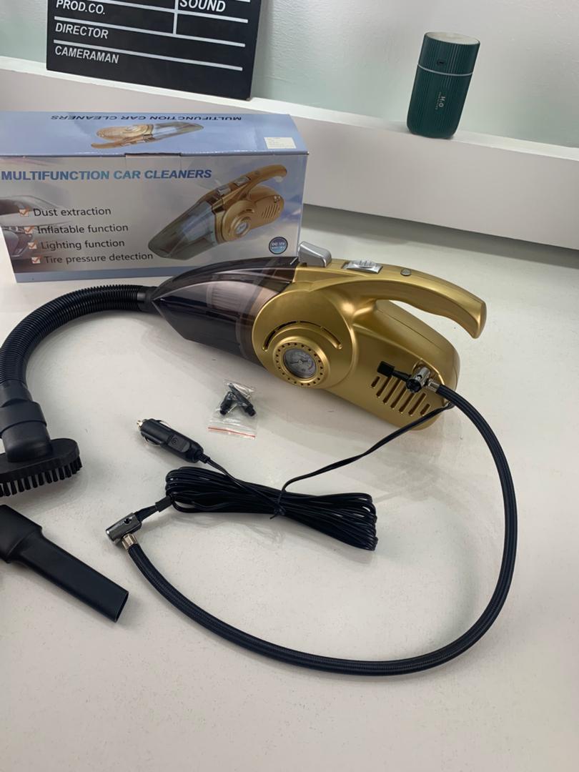 Aspirateur Portable 4 en 1 pour Voiture avec Gonfleur de Pneu Numérique – مكنسة كهربائية وجهاز نفخ العجلات