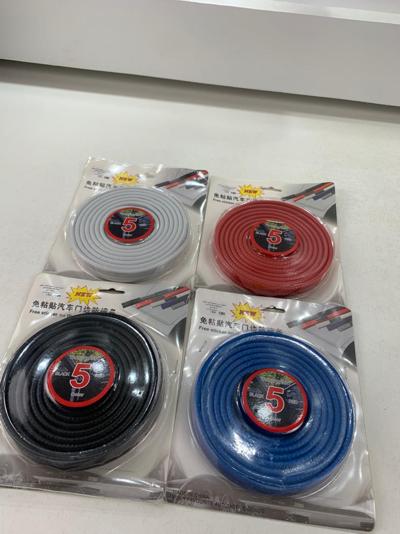 Bande Protection pour Bord Portière de Voiture en Caoutchouc 5m – شريط حماية أبواب السيارة