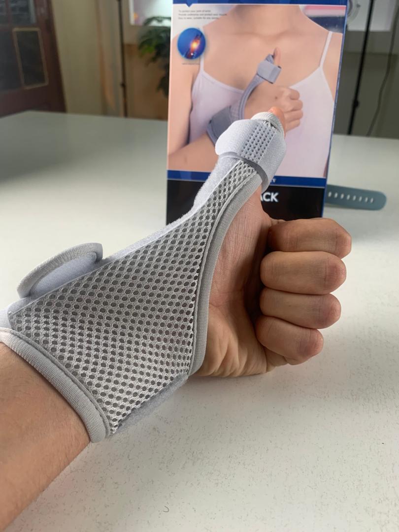 Attelle de Protection Réglable et Respirant pour le Pouce – ضمادة إصبع الكبير