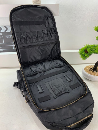 Sac à dos Coiffeur avec des Support pour Tondeuses et Outils Professionnels – حقيبة اغراض الحلاق