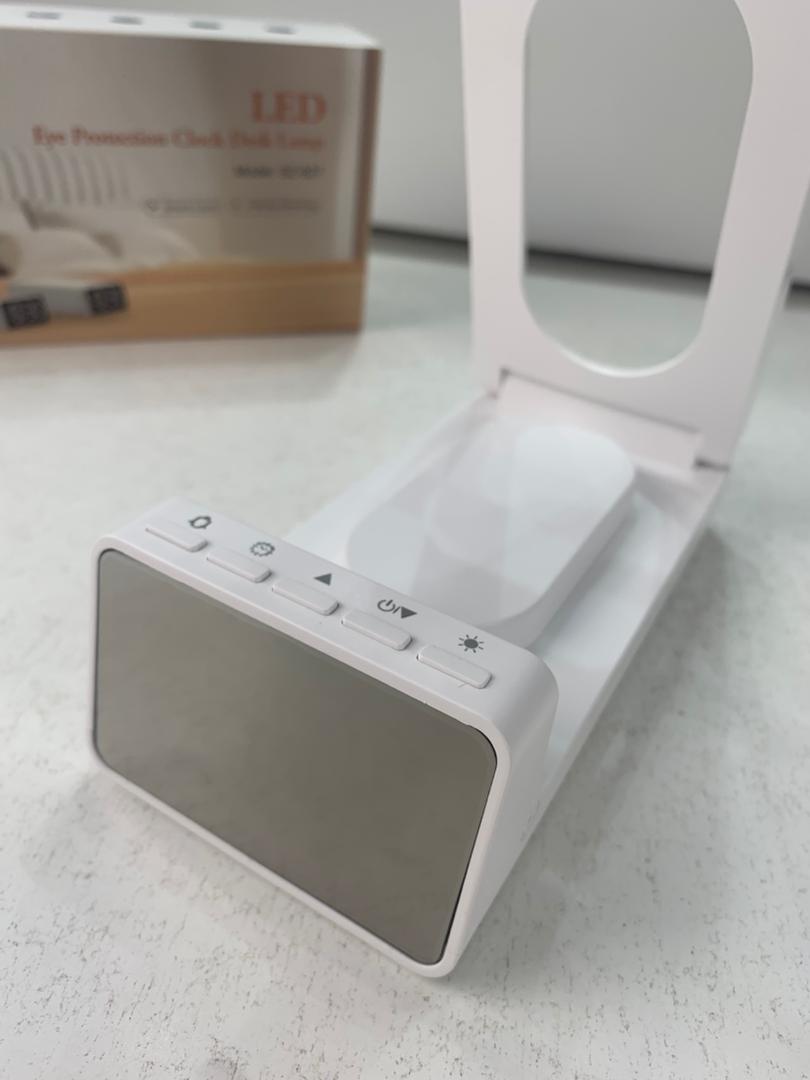 Lampe de bureau rechargeable sans fil avec réveil LED et power bank 10 000 mAh – مصباح مكتب ومصباح مع شاحن متنقل