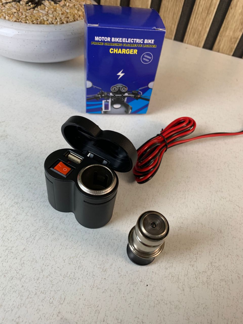 Chargeur USB 12 V pour guidon de moto avec prise allume-cig–are – مقبس طاقة لدرجات النارية
