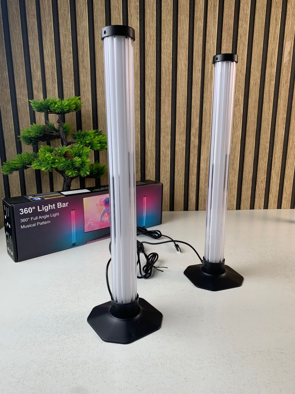 Lampes d’ambiance 2Pcs LED RVB Smart 360° avec plusieurs modes et synchronisation de la musique