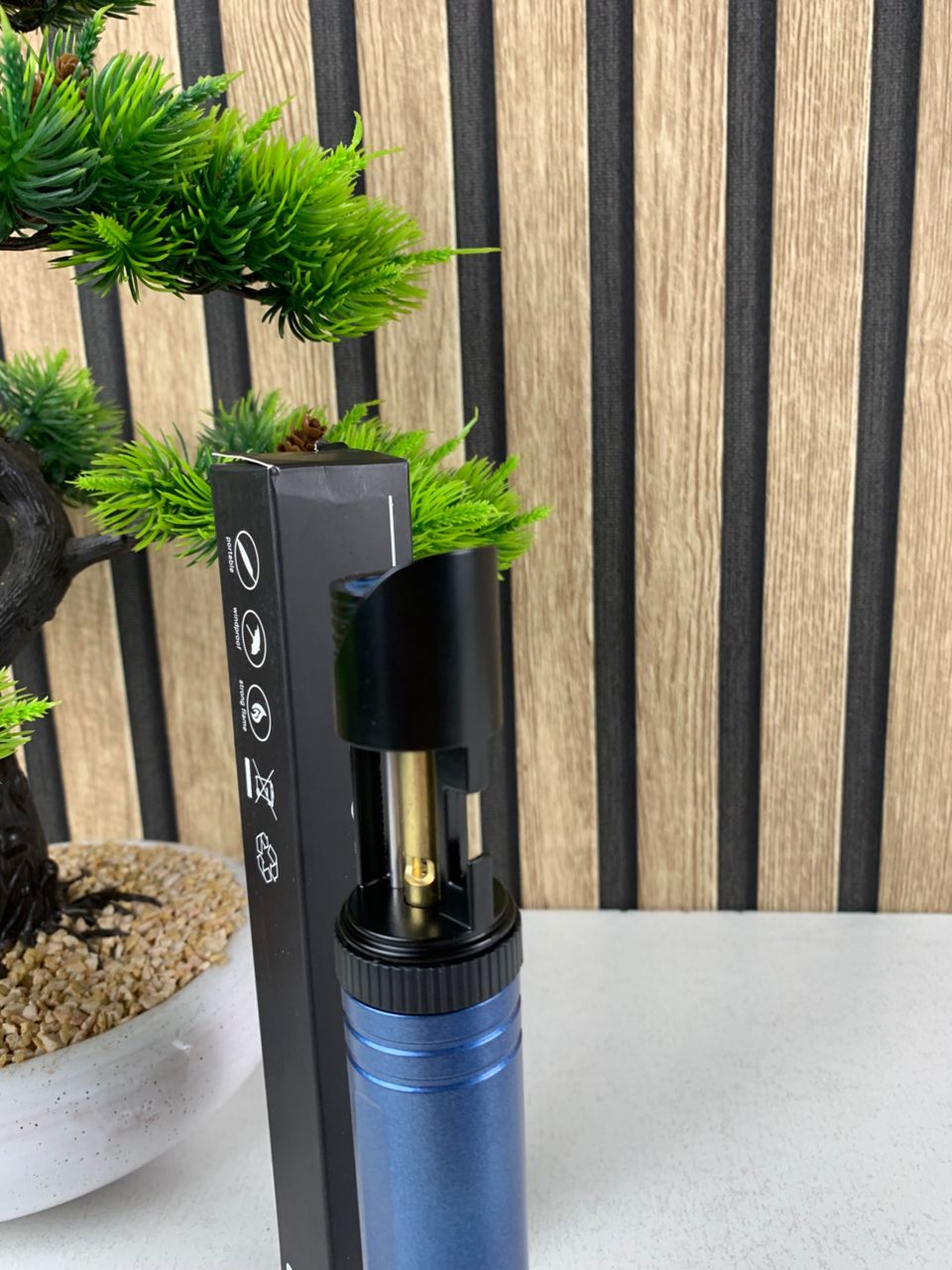 Briquet électrique Jet Flamme avec verrouillage de sécurité et ouvre bouteille