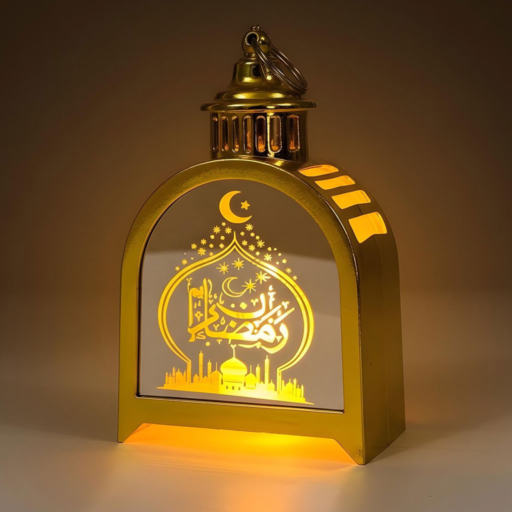 Lanterne de Ramadan Dorée LED Design Traditionnel avec Silhouette – فانوس مضيء لشهر رمضان