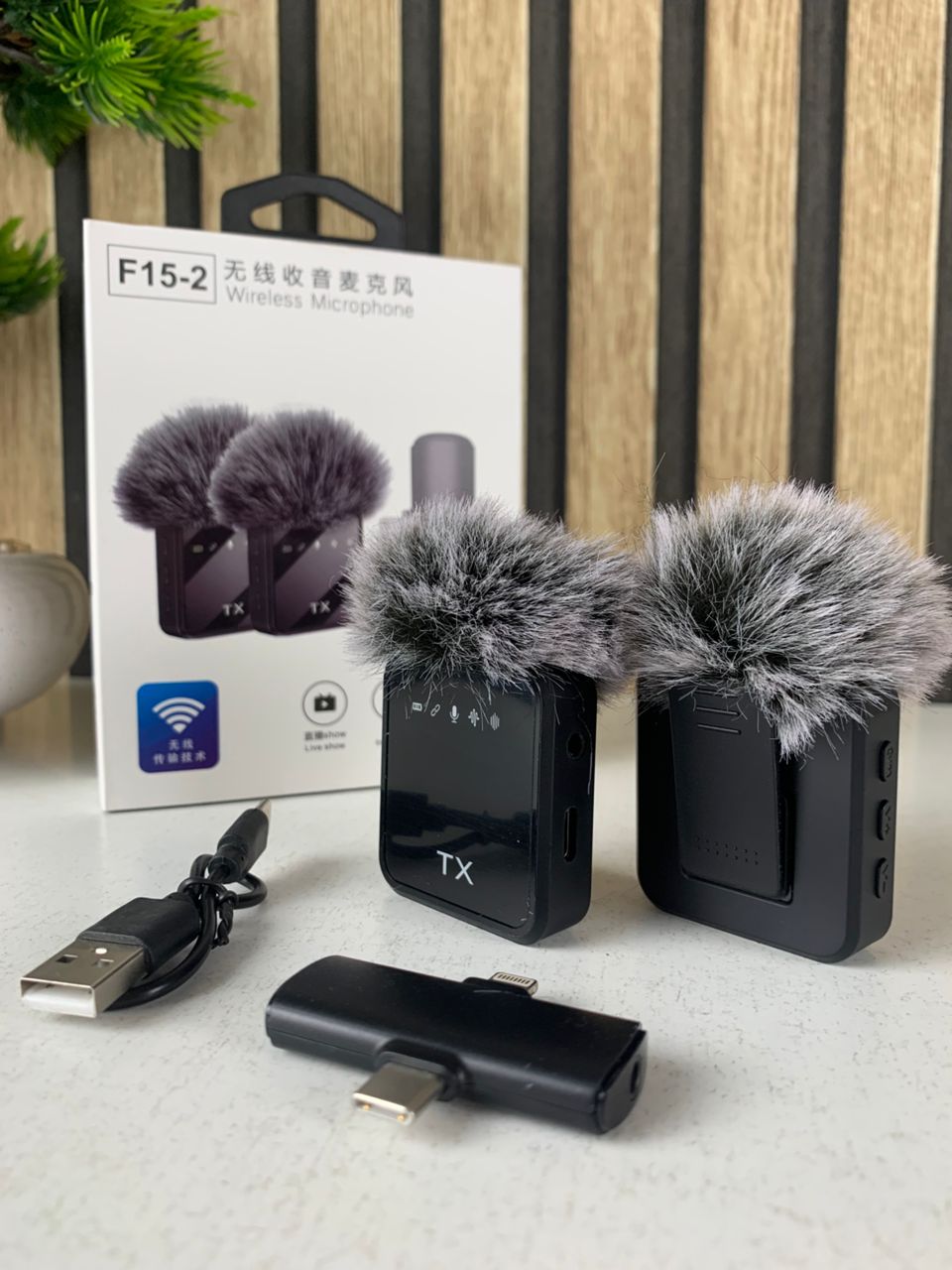 Double Microphone Sans Fil Professionnel 2en1 pour iPhone et Android F15-2 – ميكروفون لاسلكي 2قطع متعدد المنافذ