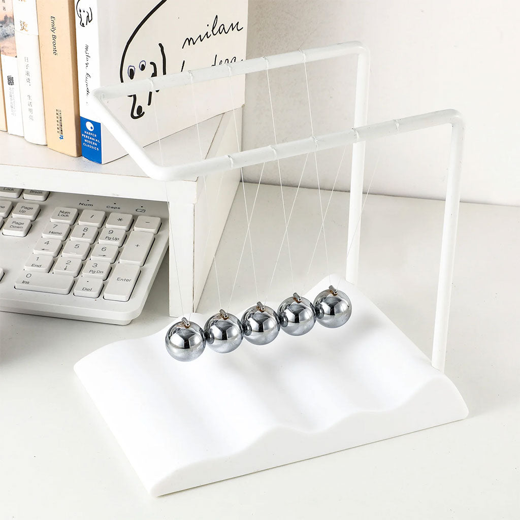 Pendule Newton Balls d’équilibre une décoration classique