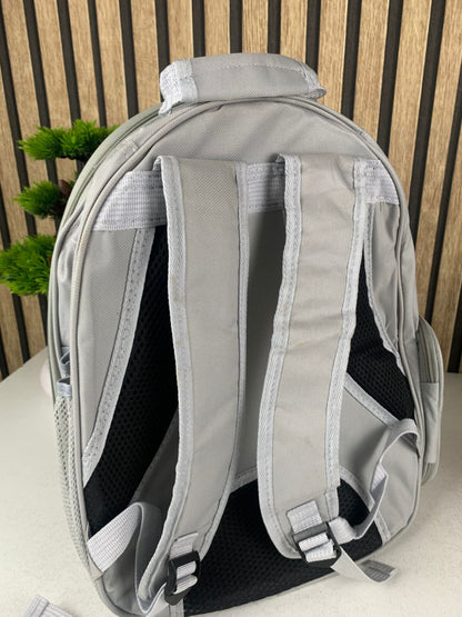 Sac à dos de transport pour chat avec design ventilé – محفظة ظهر للحيوانات الأليفة