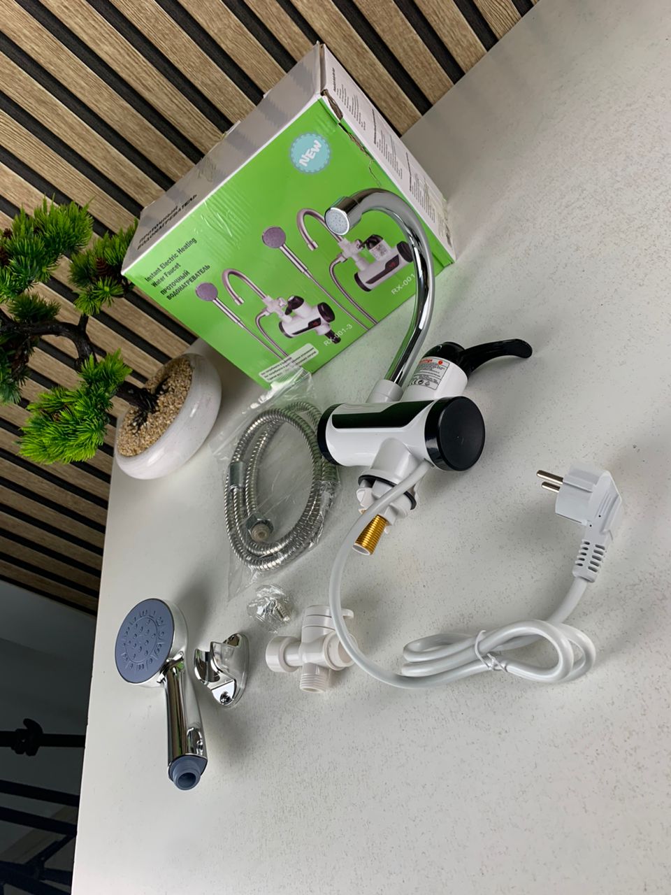 Robinet chauffant électrique avec douchette pour salle de bain – سخان مياه سريع للحمام