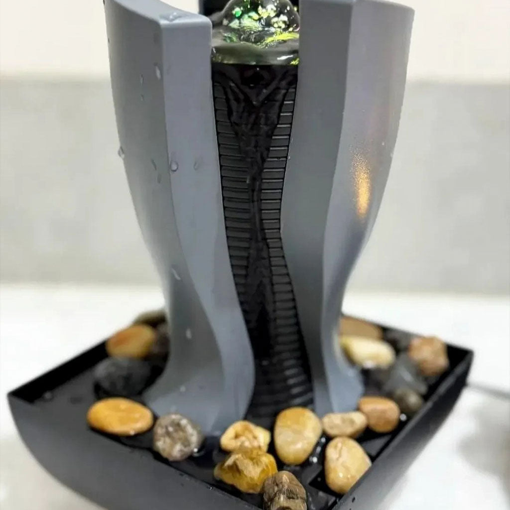 Fontaine à eau en forme de tour cascade avec boule de cristal et éclairage LED V6