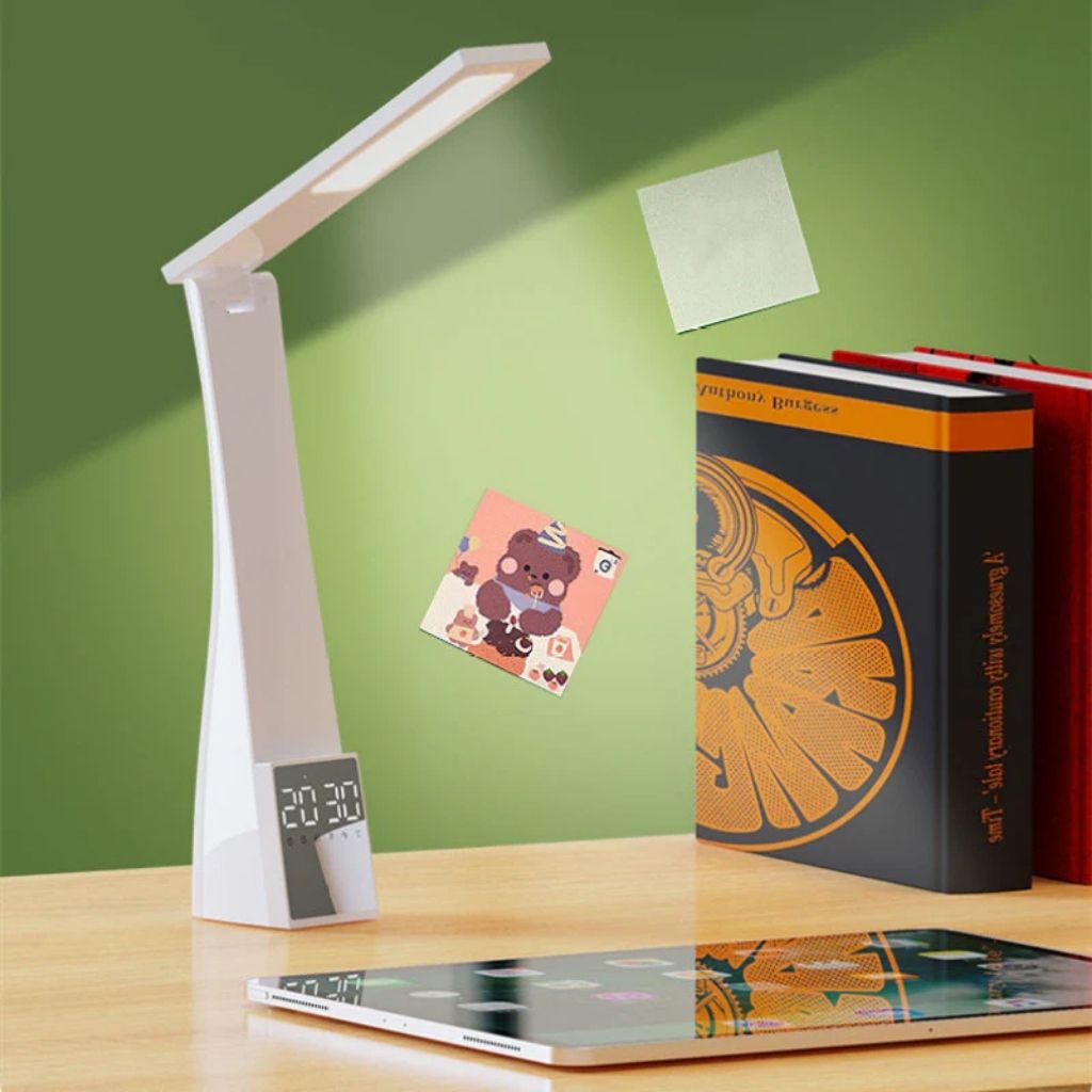 4en1 Lampe de Bureau LED et Haut-Parleur Bluetooth – مصباح مكتب و مكبر صوت
