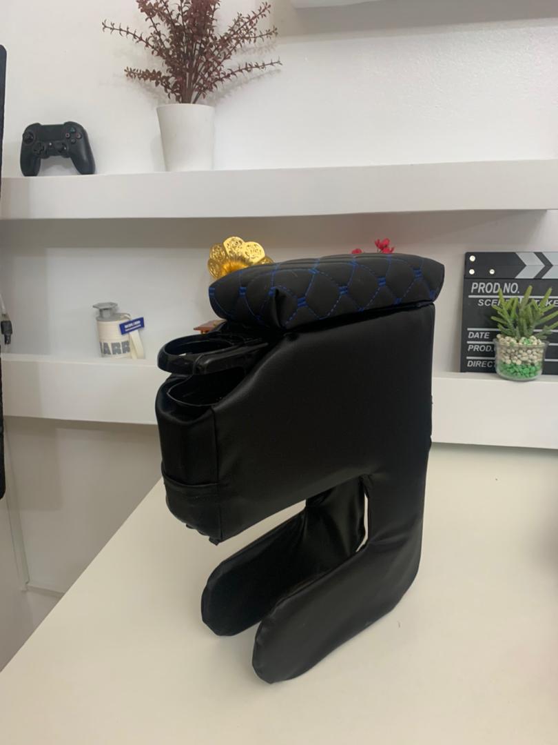 Accoudoir de Voiture Universel avec Rangement et Porte-Gobelets 40x30x11cm – مسند ذراع للسيارة مع تخزين وحامل أكواب
