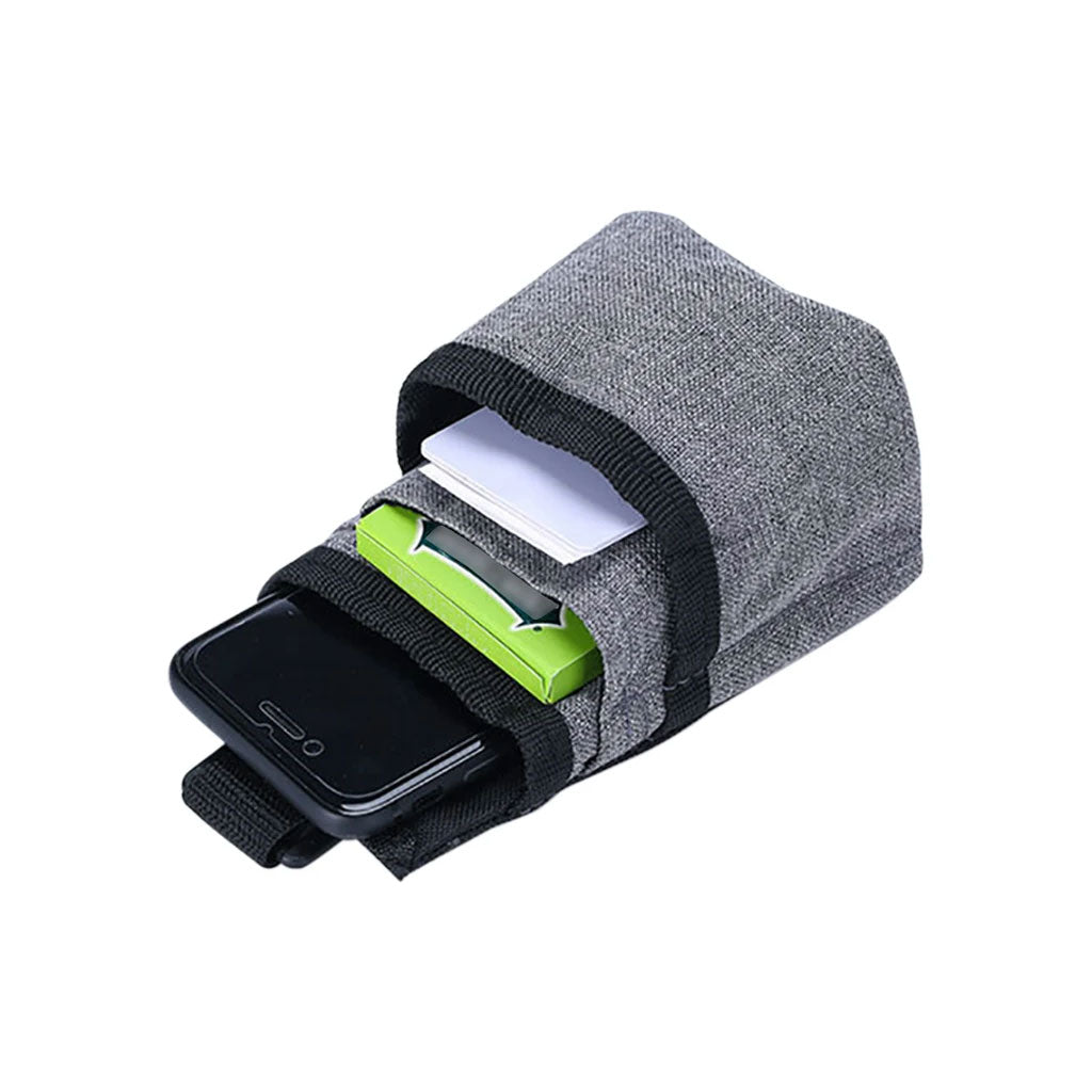 Organiseur de poche pour grille d’aération de voiture – منظم أغراض في السيارة