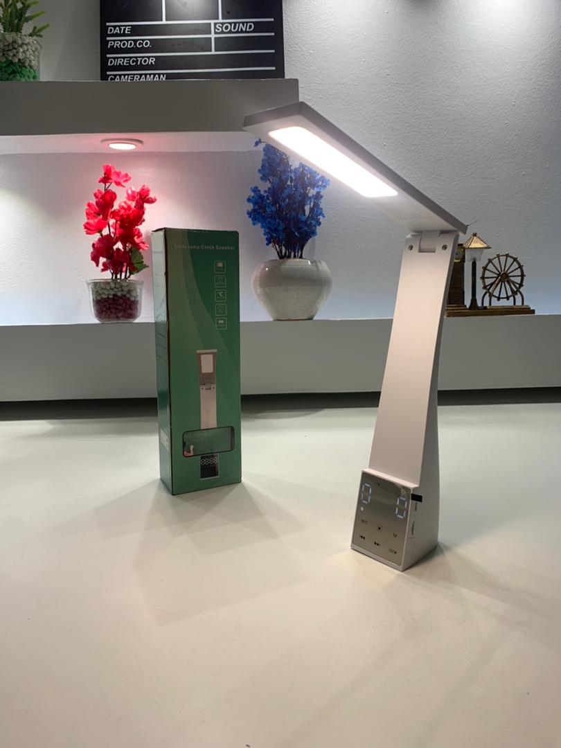 4en1 Lampe de Bureau LED et Haut-Parleur Bluetooth – مصباح مكتب و مكبر صوت