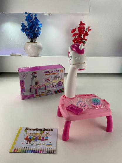 Jouet-Projecteur-de-Dessin-Aolieh-Table-de-Dessin-ducative-pour-Enfants-avec-Projecteur-LED-et-Accessoires-لعبة-جهاز-عرض-الرسم-للأطفال.png