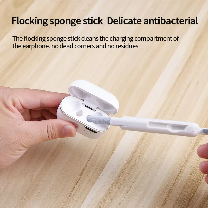 Kit de Nettoyage 7in1 Multifonction avec extracteur de Touches - مجموعة تنظيف 7 في 1 متعددة الوظائف