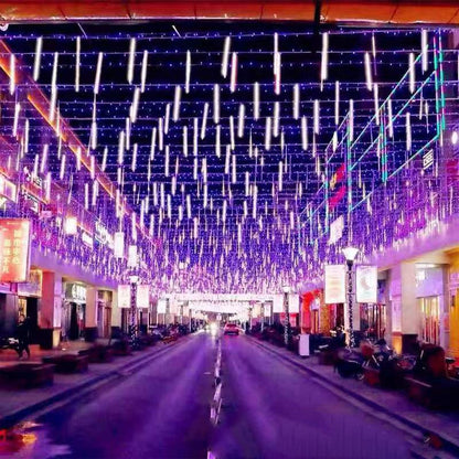 Lumière de Pluie de Météores LED Blanc 8 Pièces pour Extérieur - أضواء شهب متساقطة بيضاء لتزيين الحدائق والواجهات 8 قطع