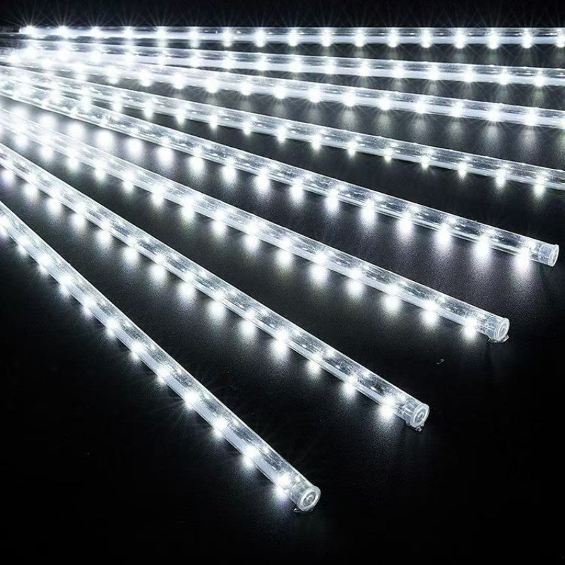 Lumière de Pluie de Météores LED Blanc 8 Pièces pour Extérieur - أضواء شهب متساقطة بيضاء لتزيين الحدائق والواجهات 8 قطع