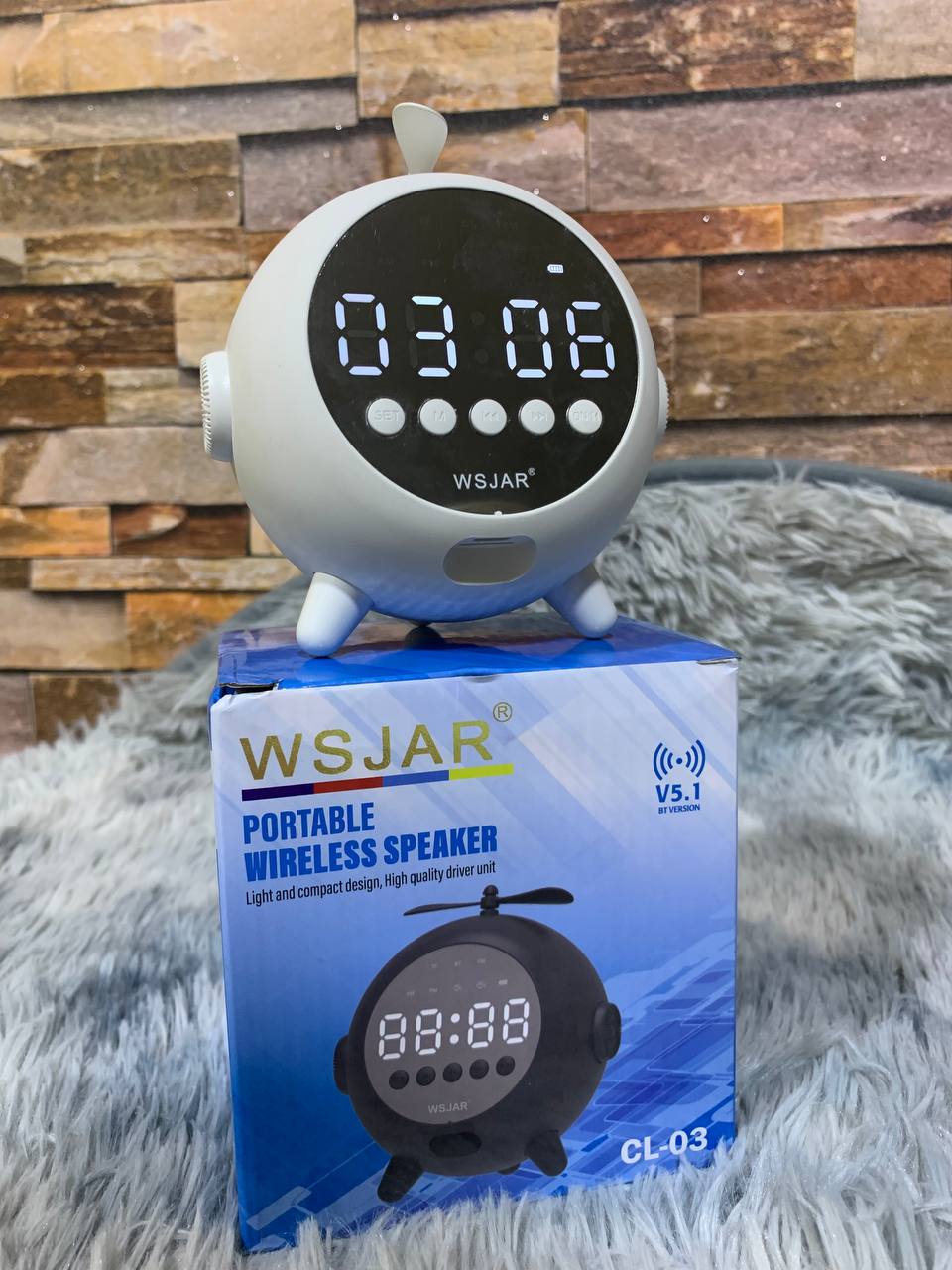 Réveil Numérique à Miroir Rechargeable avec Haut-parleur Portable Bluetooth 5.0