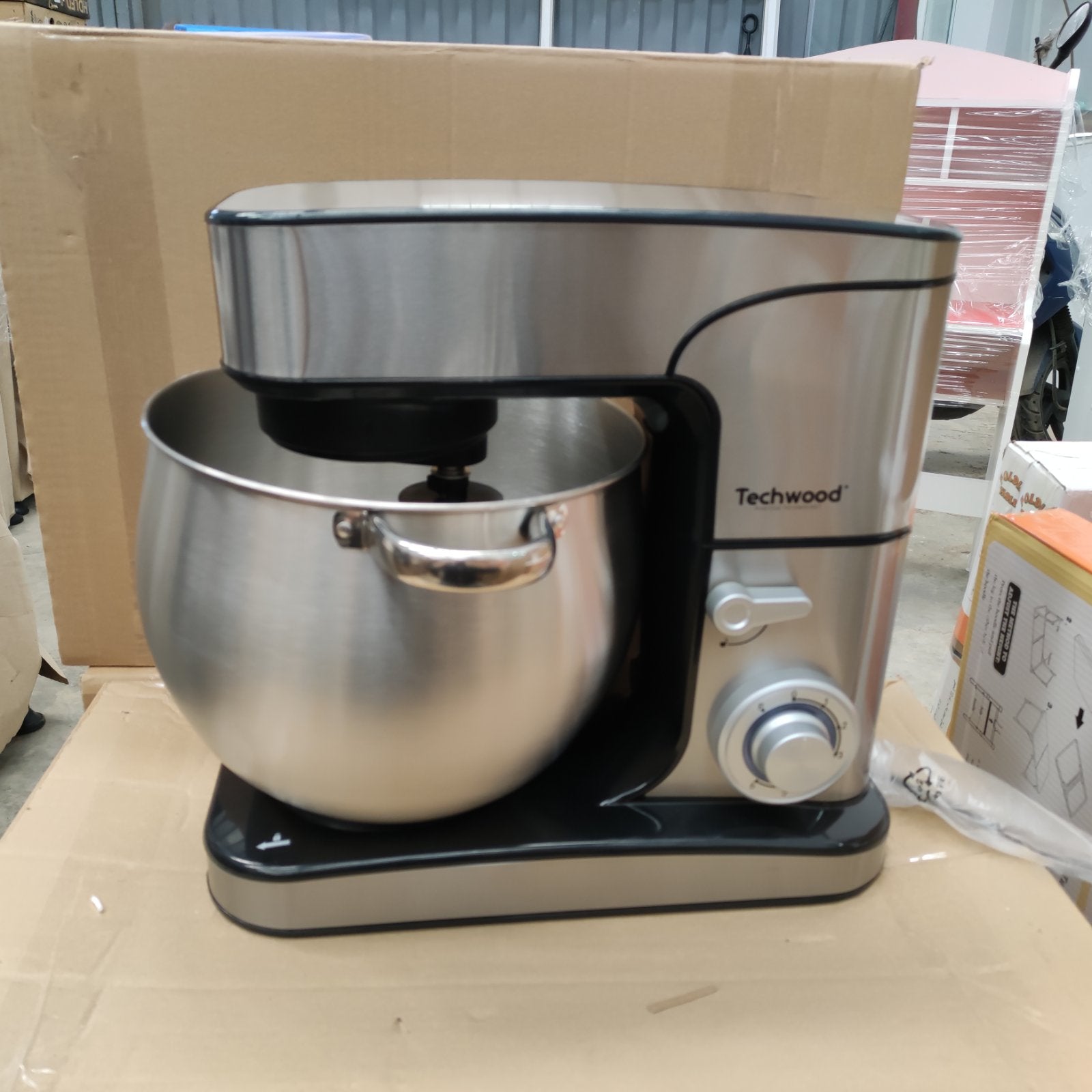 Techwood Robot Pétrin Professionel 12L 2000W TRO-1226